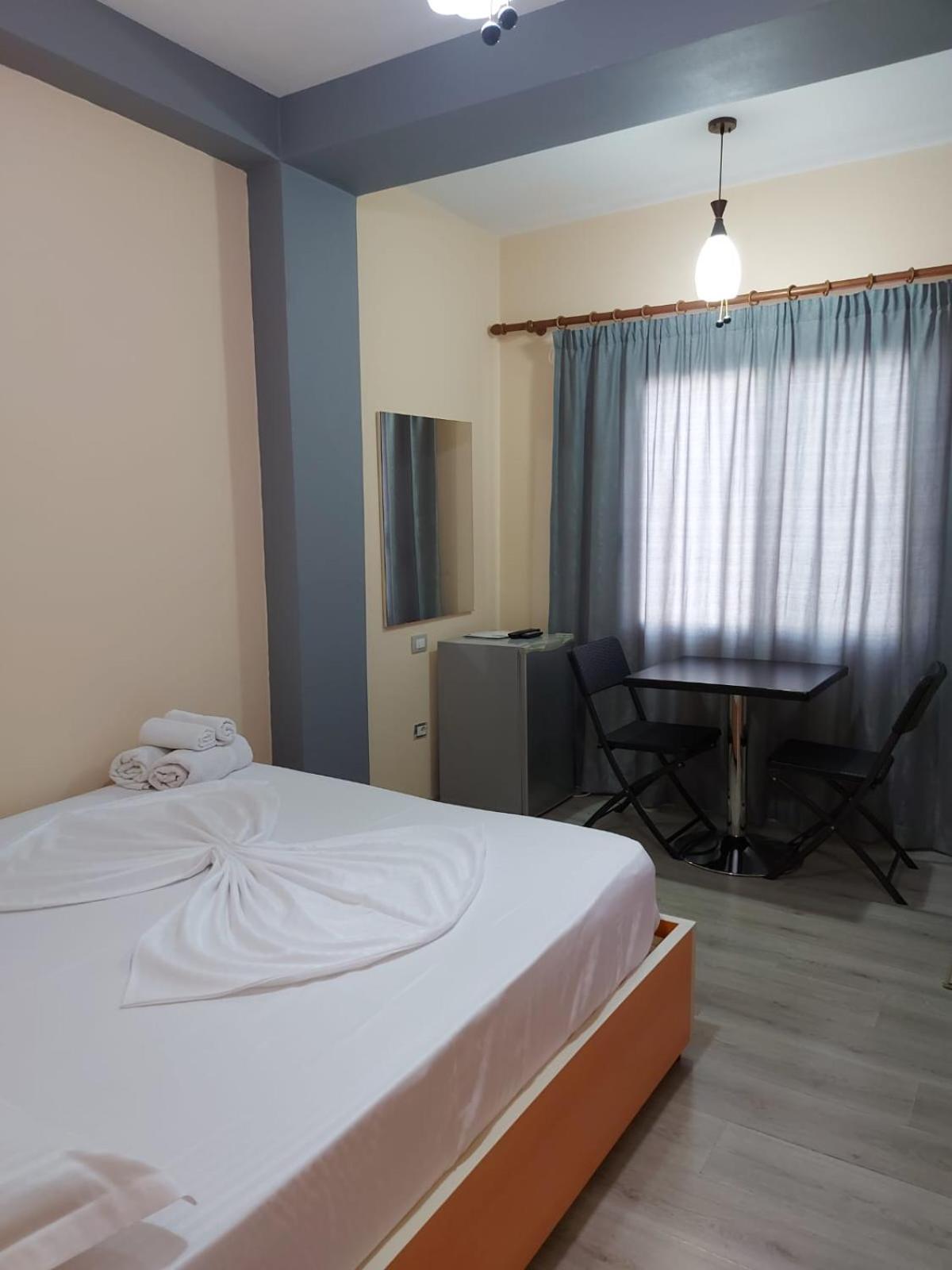 Vila Green Relax Vlorë エクステリア 写真
