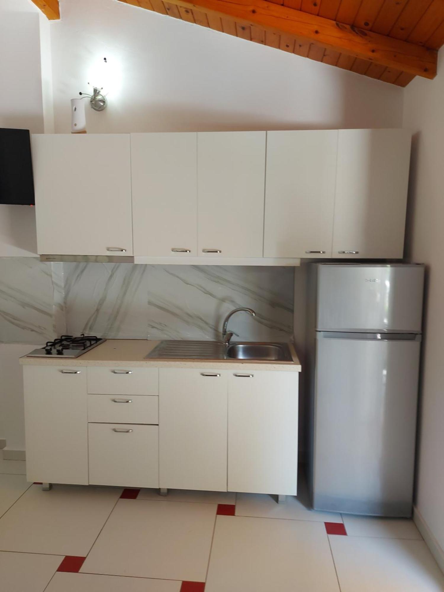 Vila Green Relax Vlorë エクステリア 写真