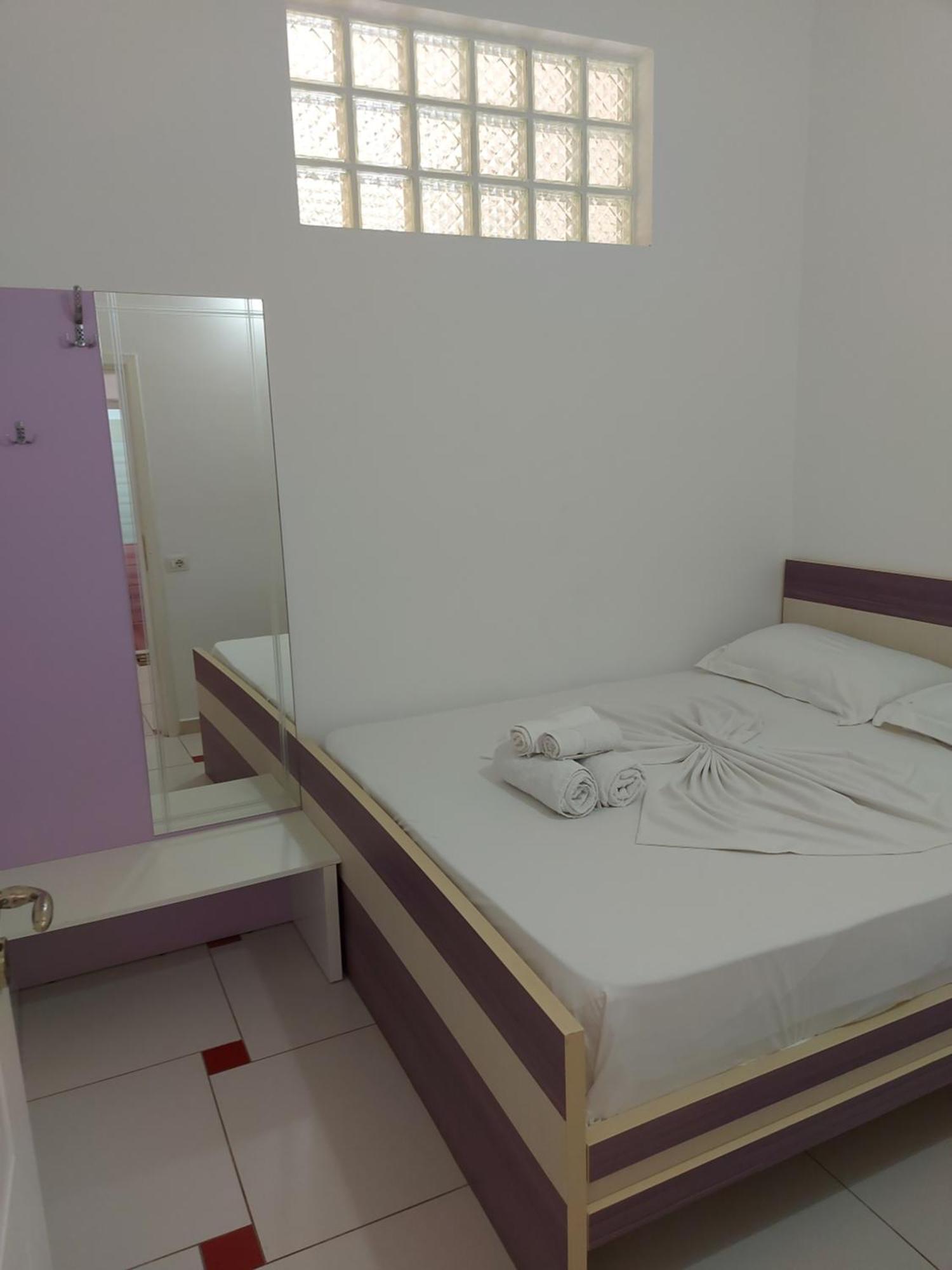 Vila Green Relax Vlorë エクステリア 写真